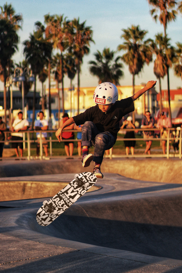 Best 8 year old gifts: White Fang makes great skateboards for beginners | Coolest birthday gifts for 8 year olds
