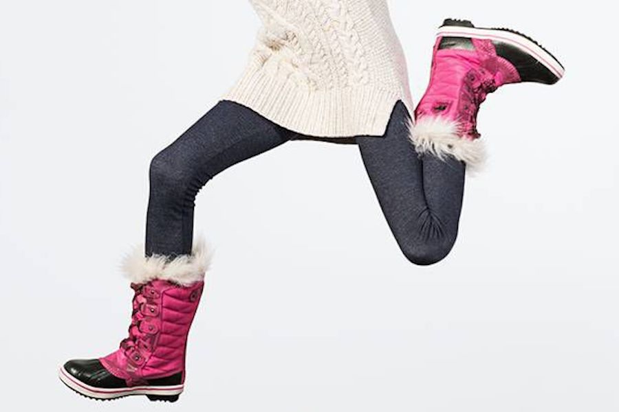 5 bright and colorful snow boots for kids, to beat the winter drab