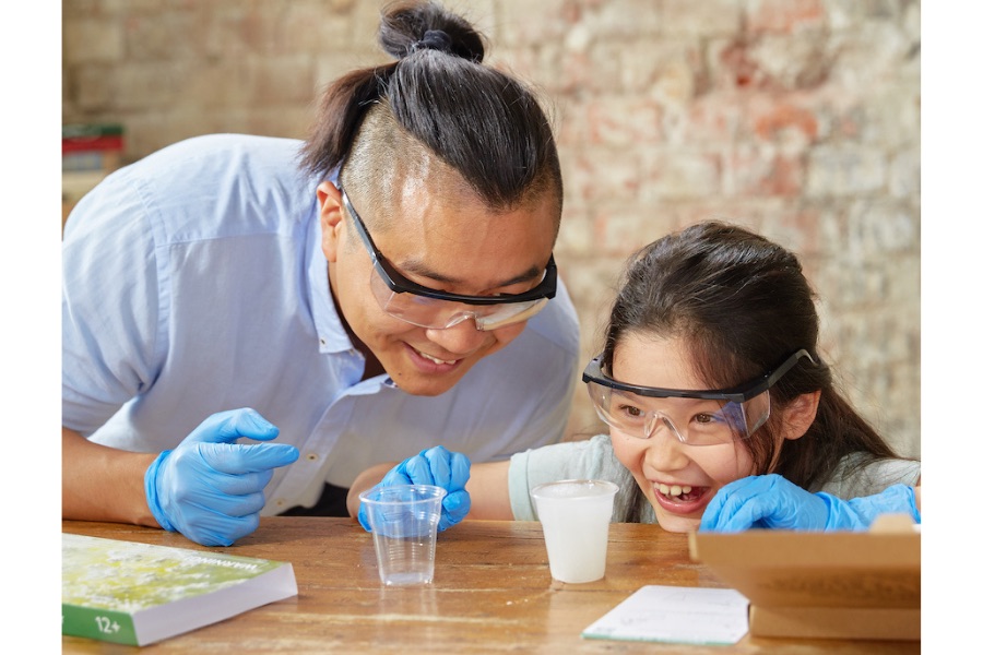 Wish your kids loved science more? This holiday, give them the gift of MEL Science and watch their interest grow.