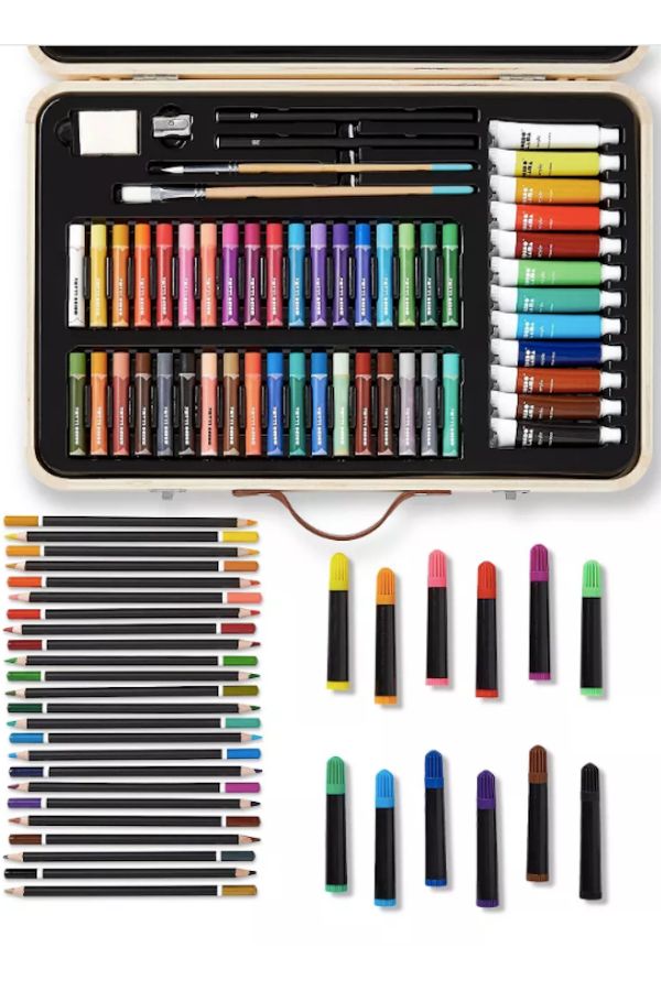 Mondo Llama art supplies | The coolest gifts for 7 year olds