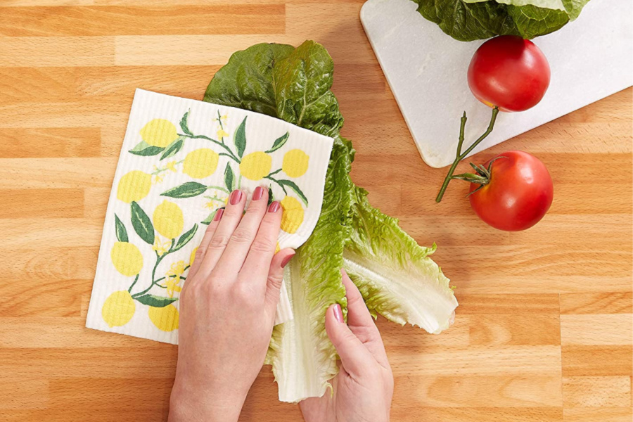 These 5 eco-friendly paper towel alternatives make it easy to make the switch