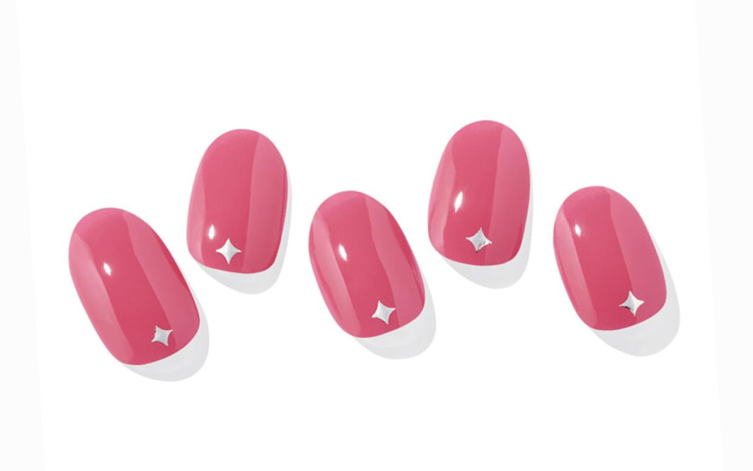 We tried a popular at-home gel manicure kit and here’s how it went. | Damn You, Social Media ads