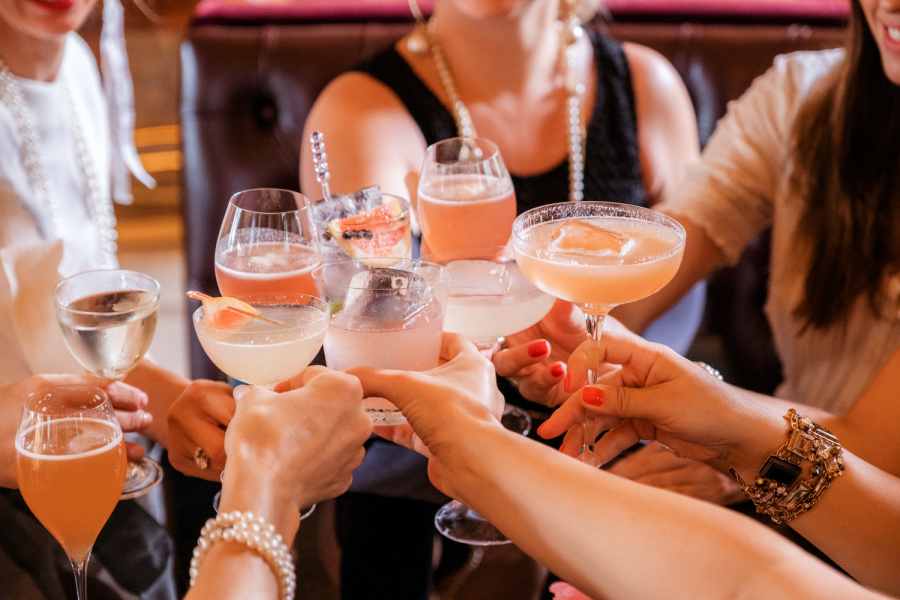 We need to talk about our alcohol use, parents: An honest review of Quit Like a Woman